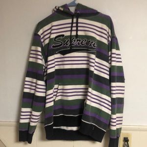 Supreme sweatshirt